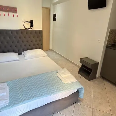 Pensión Grecian Sea 3*